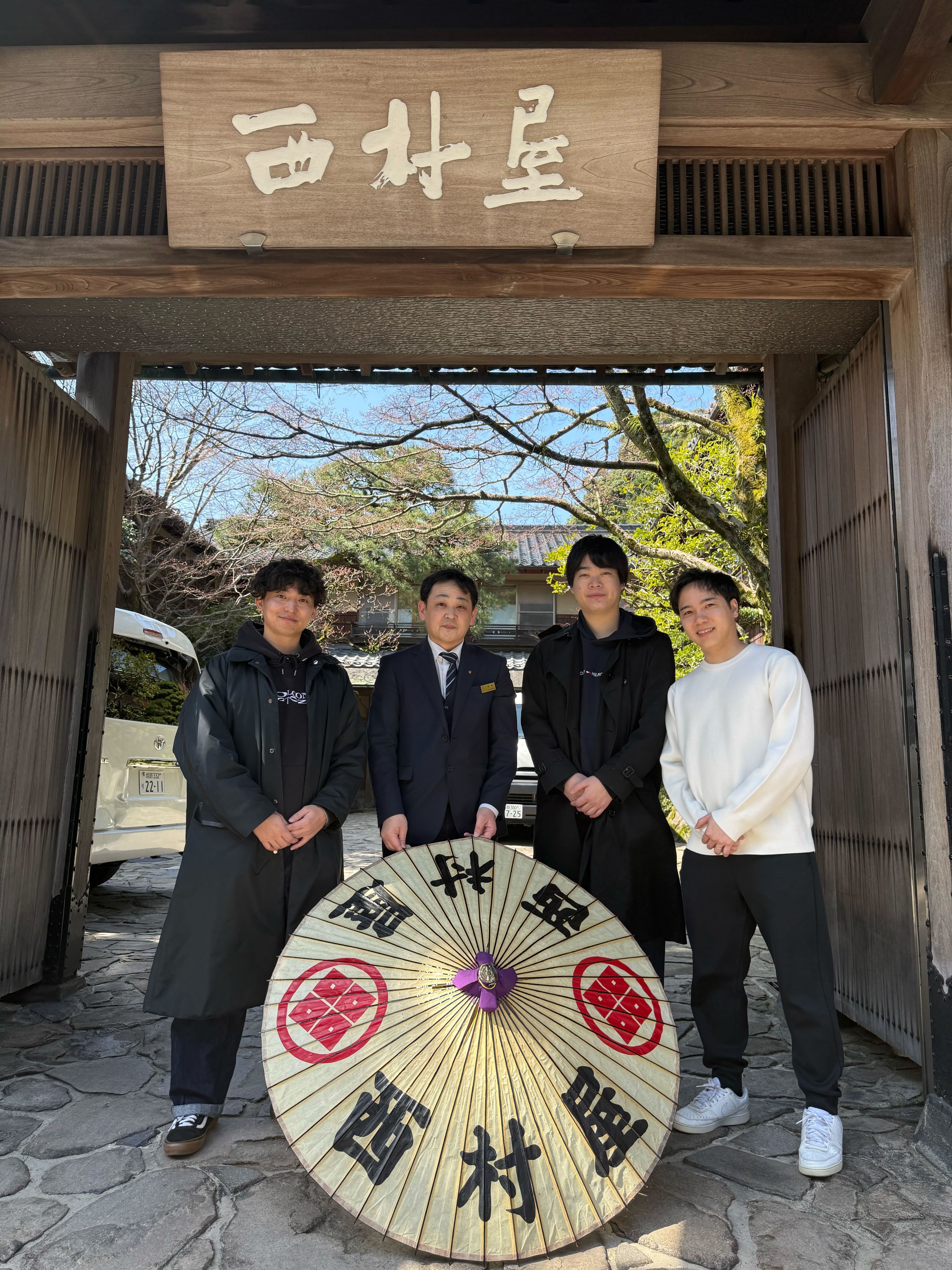 西村屋での実地研修の様子 2